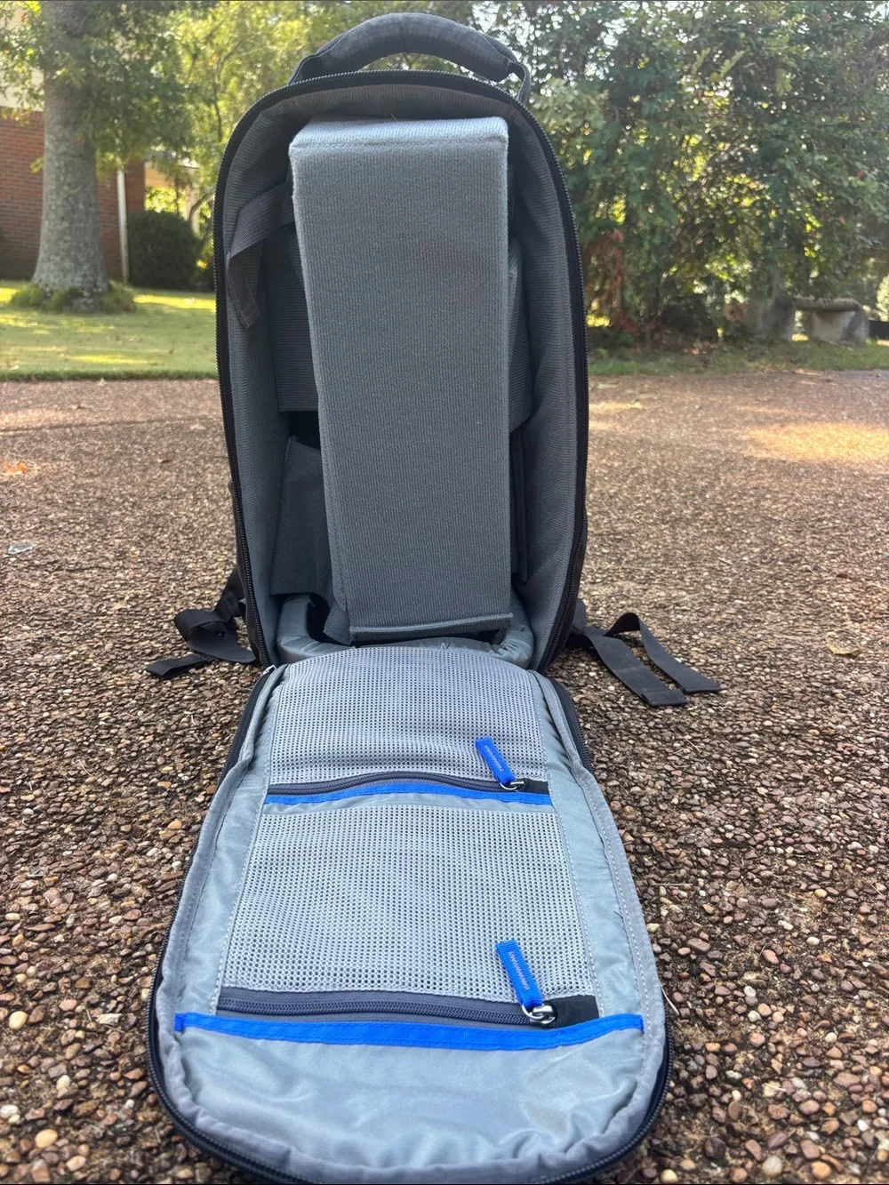 Think Tank Glass Limo: Black Camera Sling Backpack